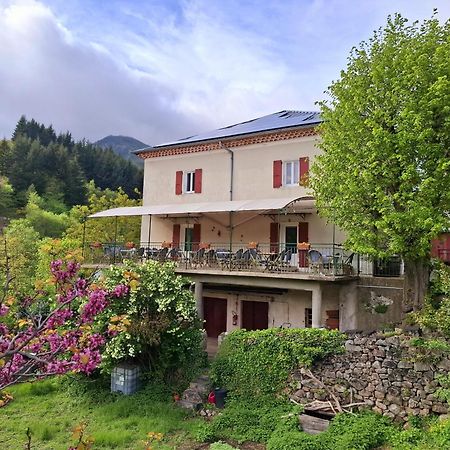 Auberge Arthea Laviolle Екстер'єр фото