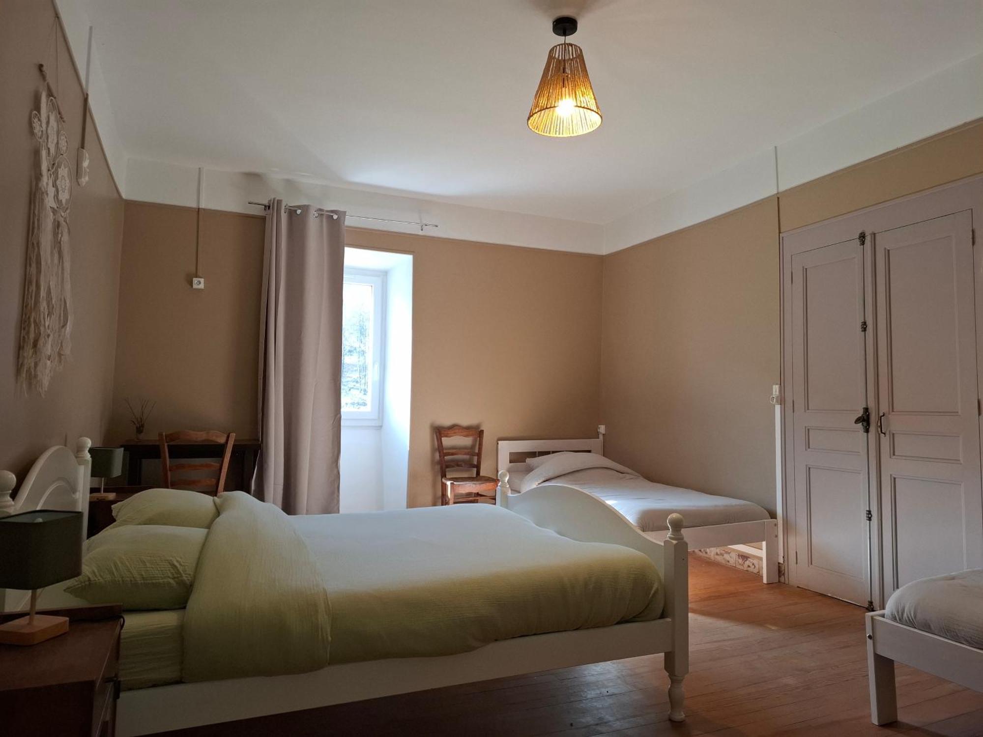 Auberge Arthea Laviolle Екстер'єр фото