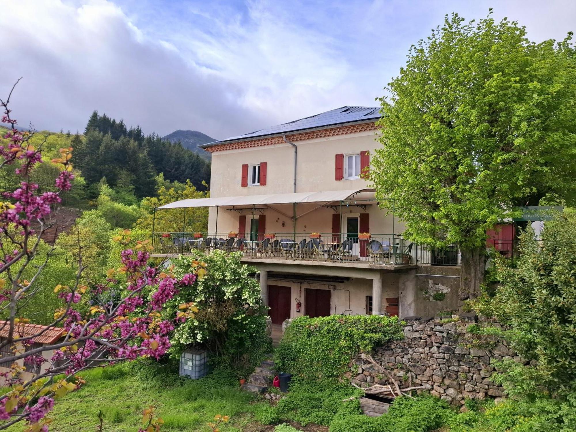 Auberge Arthea Laviolle Екстер'єр фото
