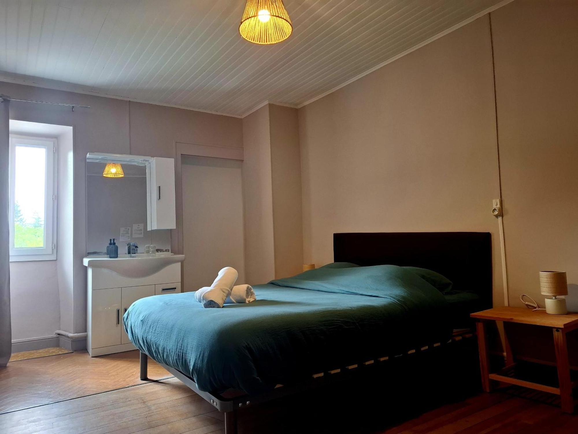 Auberge Arthea Laviolle Номер фото
